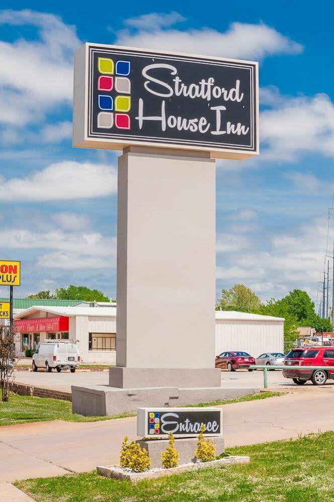 Stratford House Inn